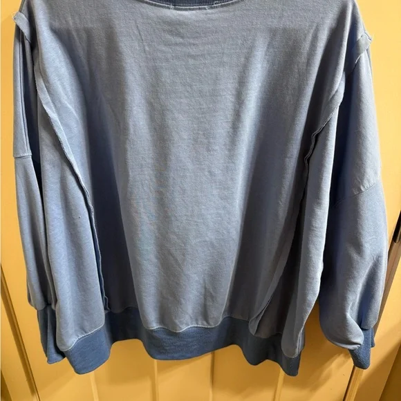 Easel Blue Top with Vibrant Floral Peace Sign Design - Picture 7 of 12